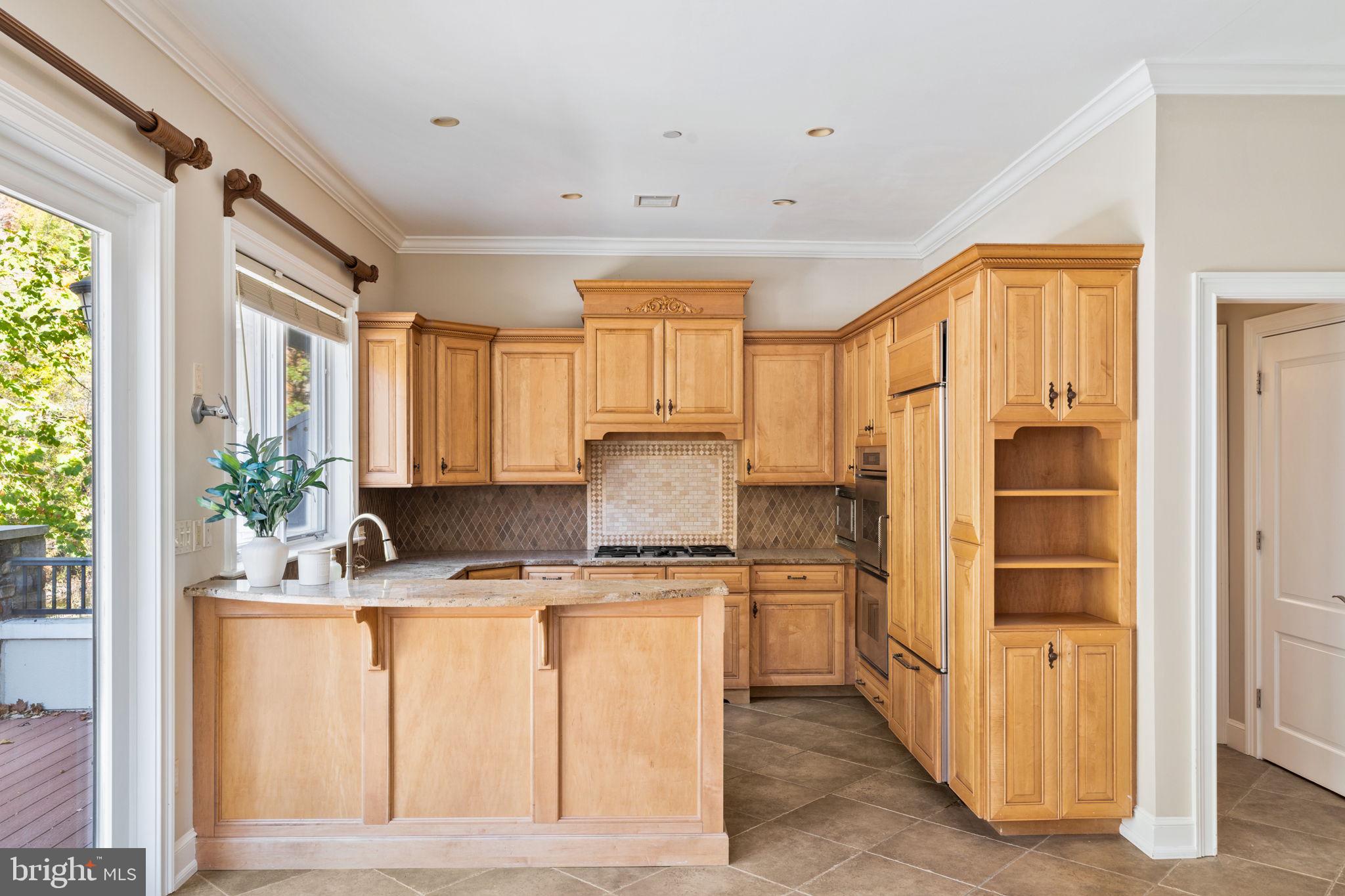 525 Waterview Pl #525