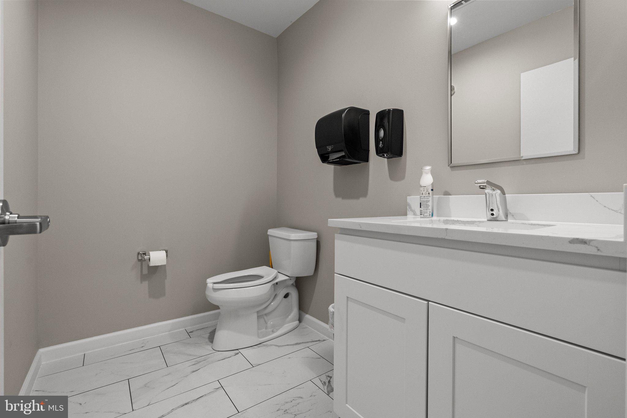 790 NEWTOWN YARDLEY ROAD 422-425