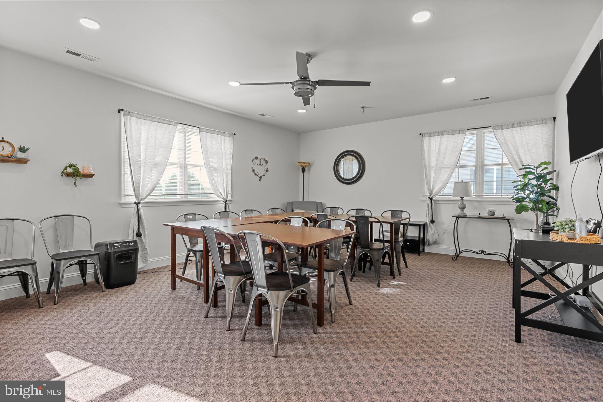 790 NEWTOWN YARDLEY ROAD 422-425