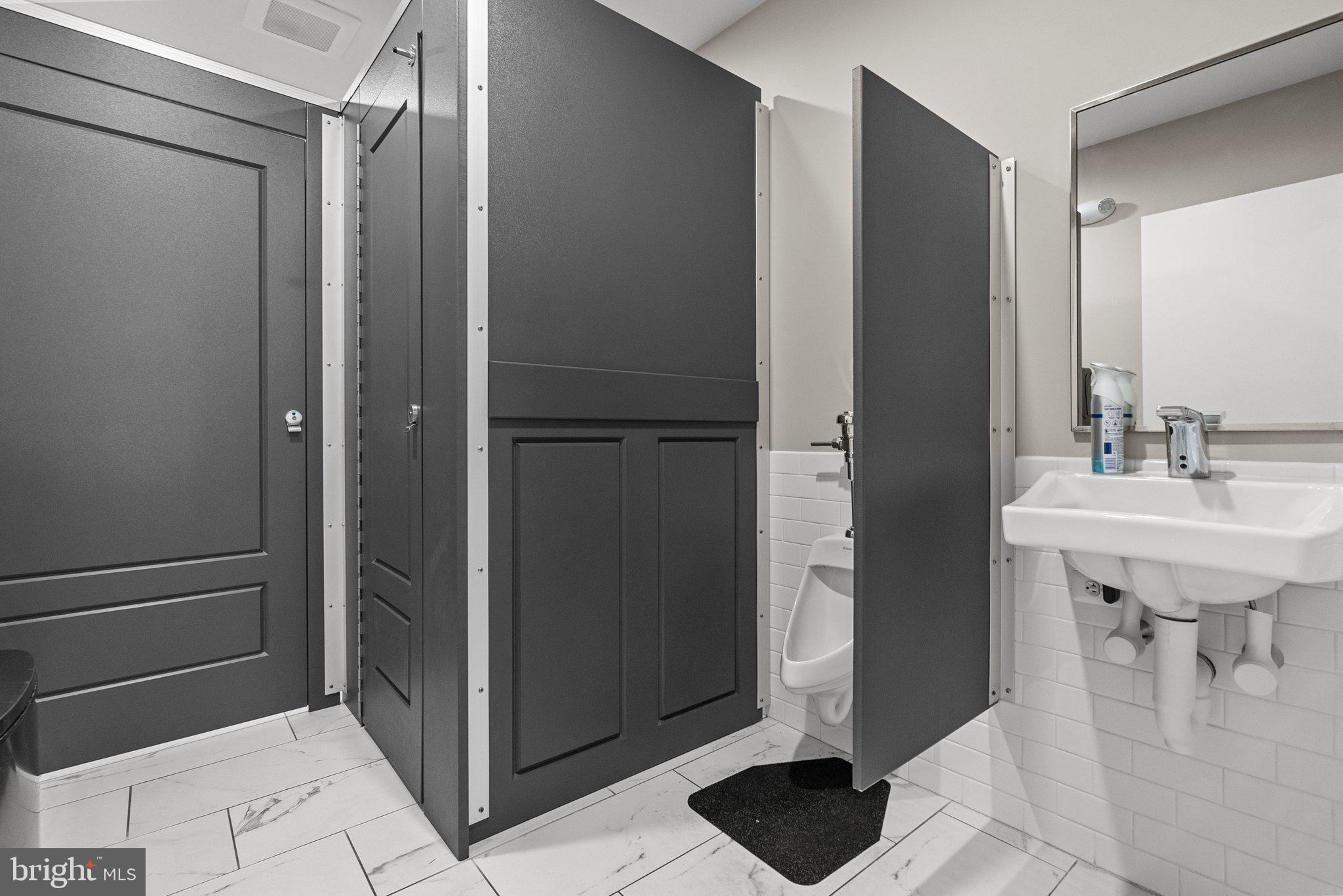 790 NEWTOWN YARDLEY ROAD 422-425