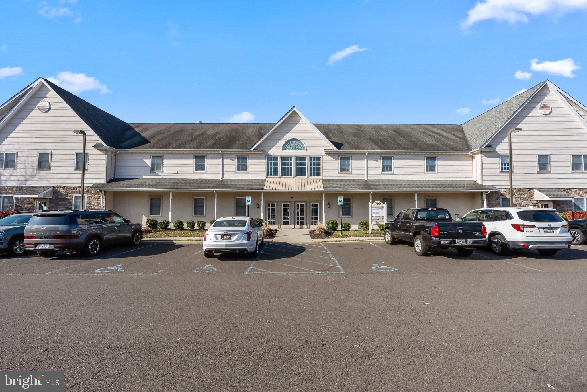 790 NEWTOWN YARDLEY ROAD 422-425