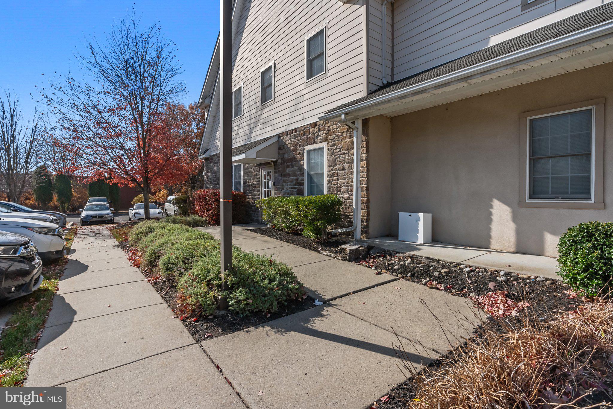 790 NEWTOWN YARDLEY ROAD 422-425