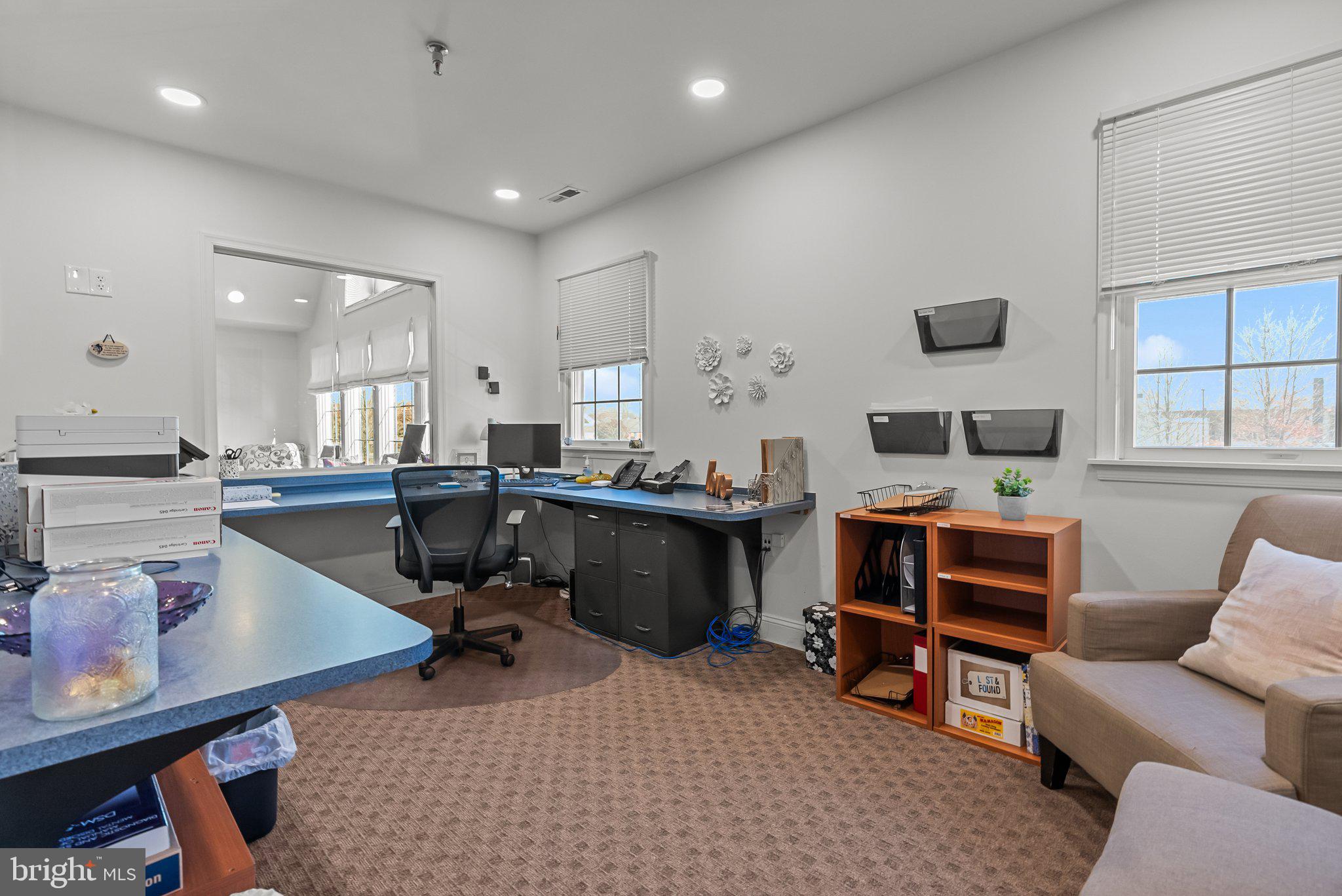 790 NEWTOWN YARDLEY ROAD 422-425