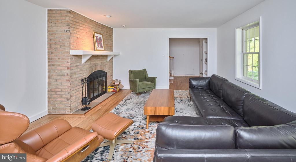 3418 GREAT OAKS RD