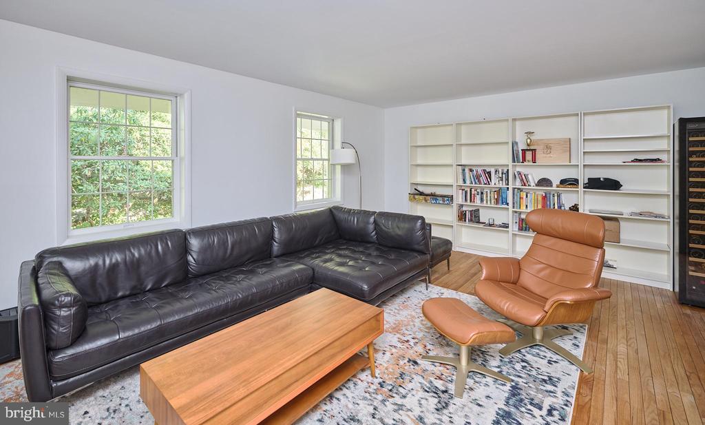 3418 GREAT OAKS RD