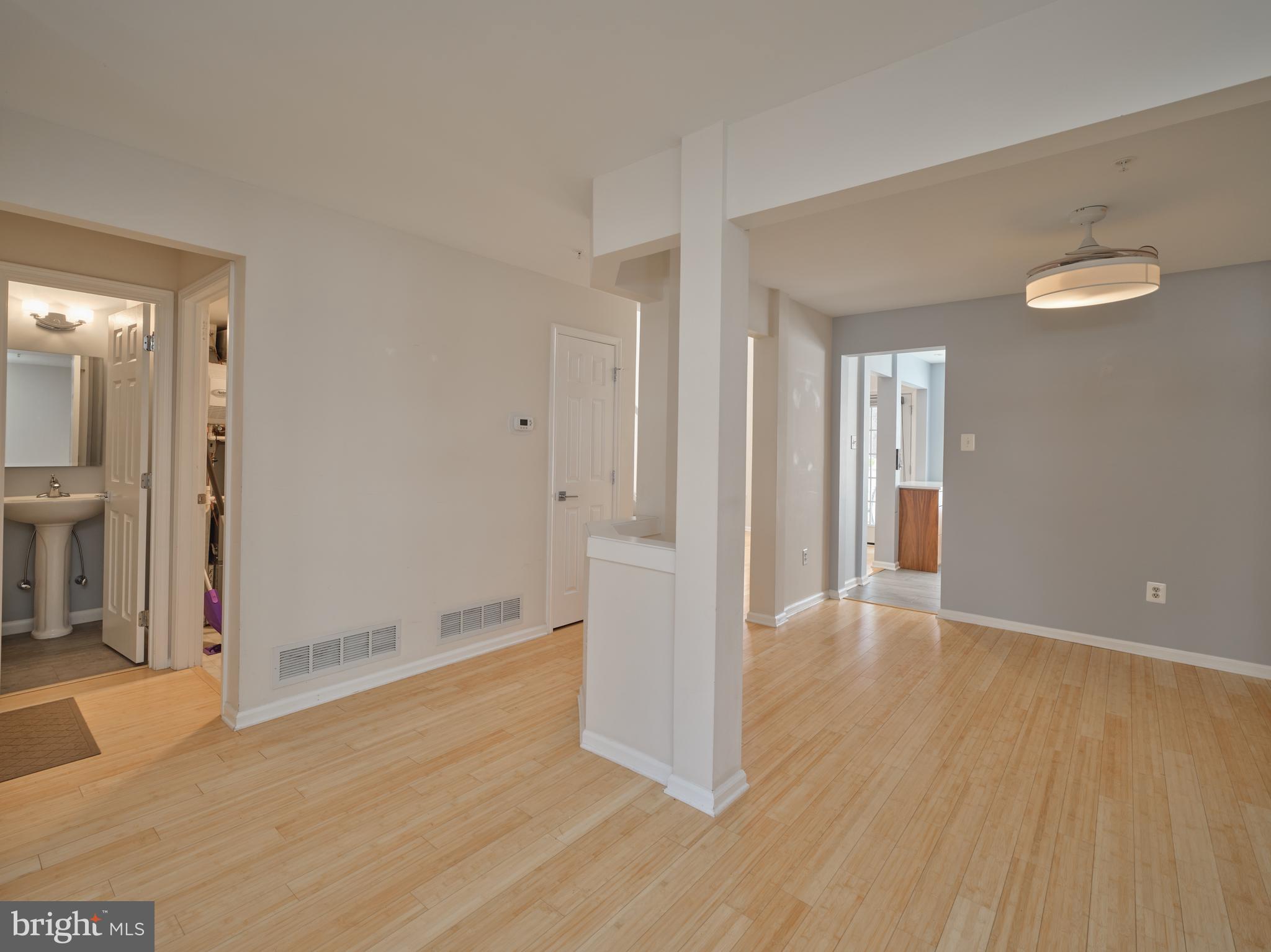 509 WATERFORD CT #82