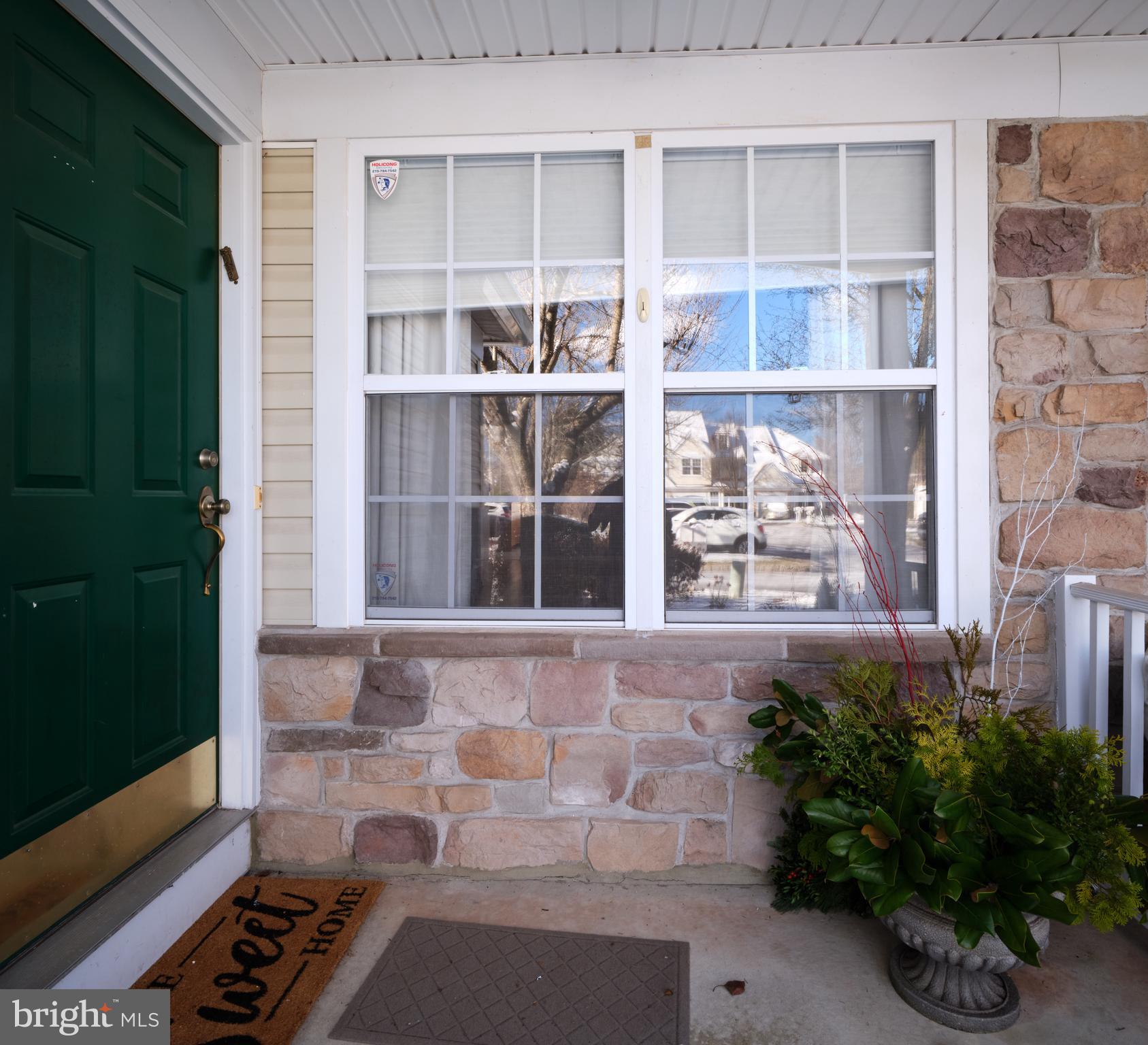 509 WATERFORD CT #82