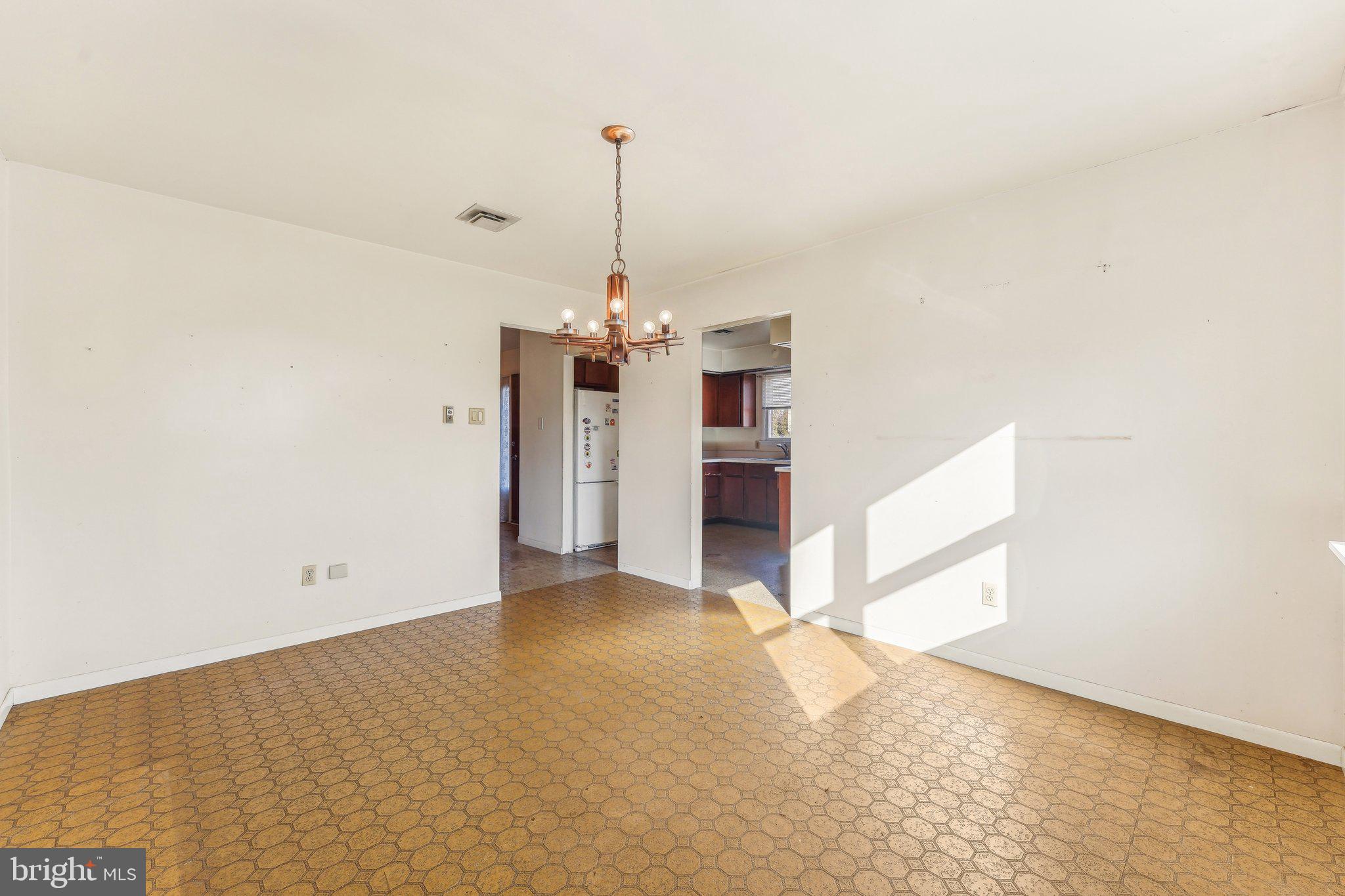 16 Overlook Dr
