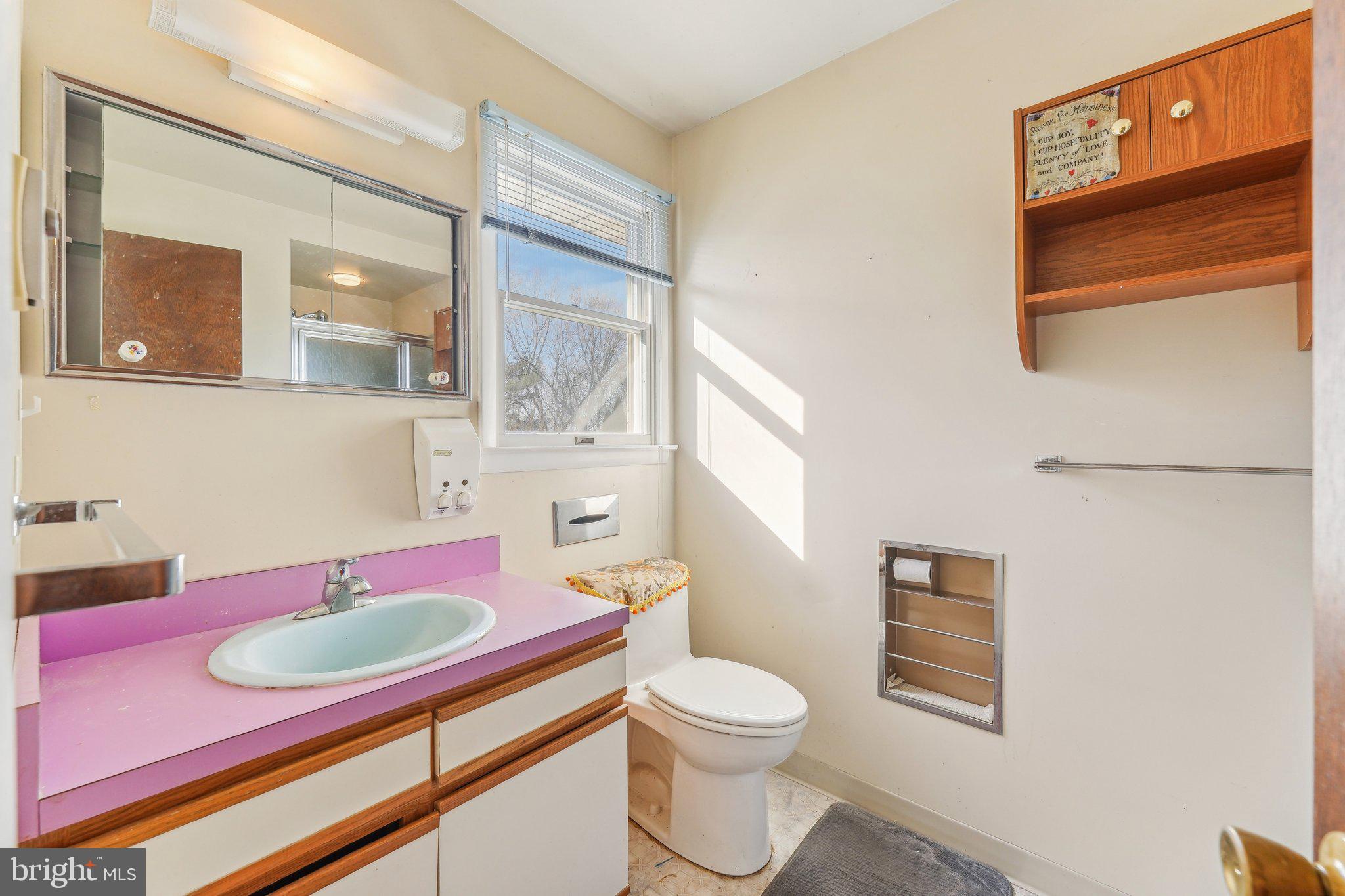 16 Overlook Dr