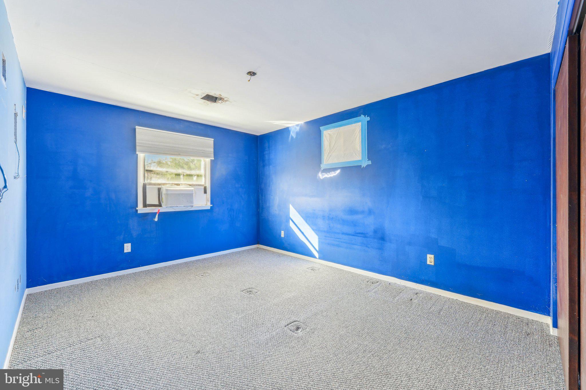 16 Overlook Dr