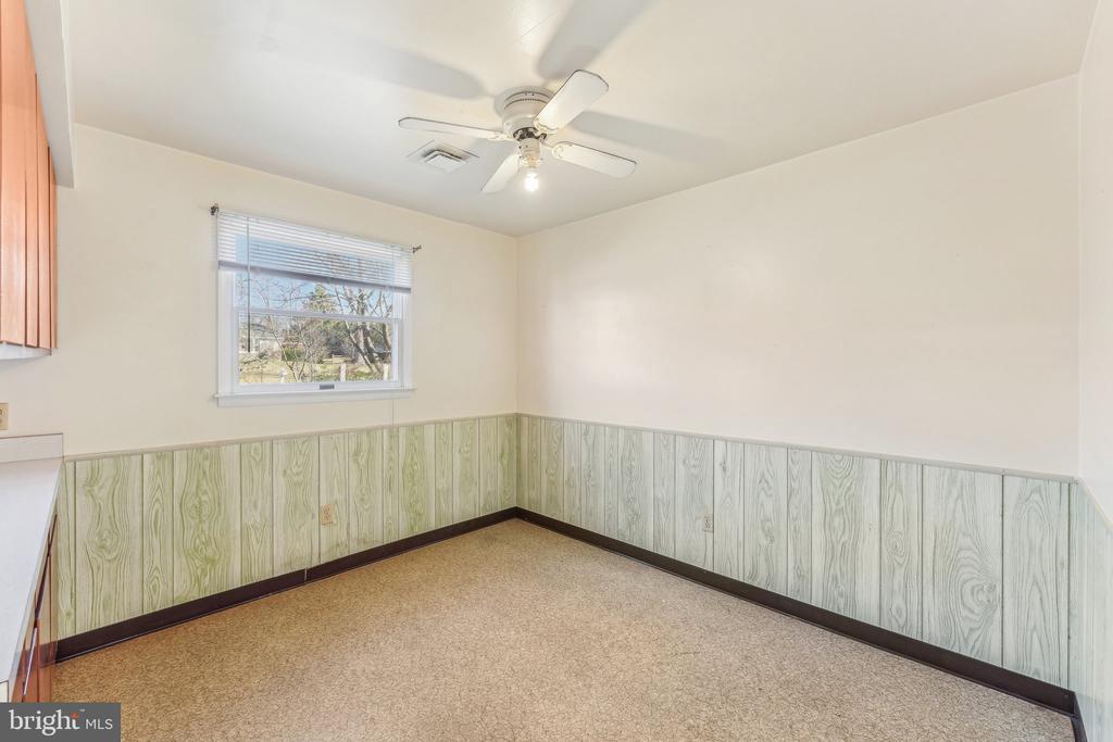 16 Overlook Dr