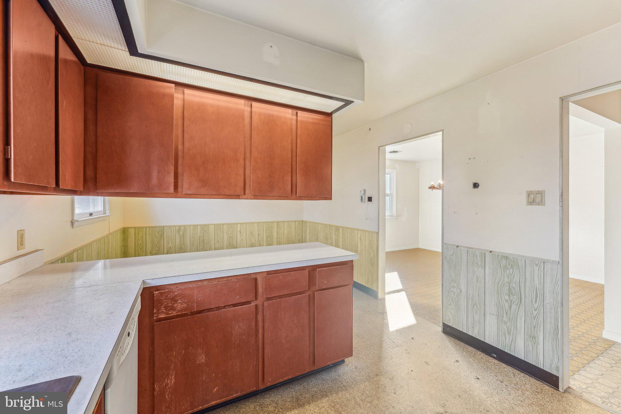 16 Overlook Dr