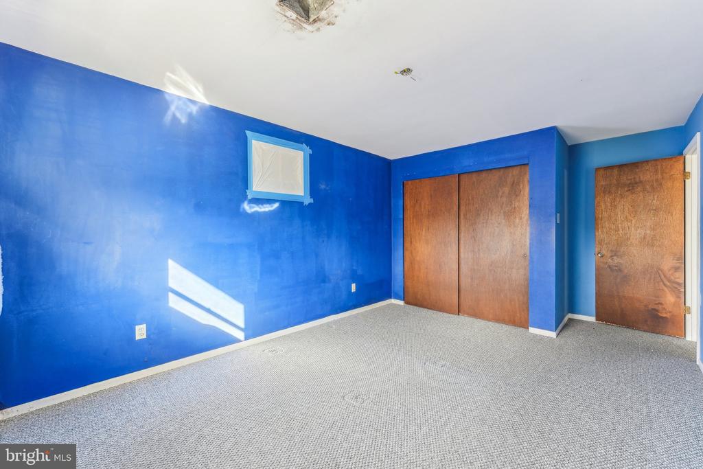 16 Overlook Dr
