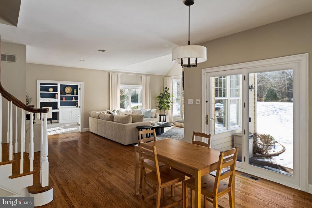 7 Valley View Dr