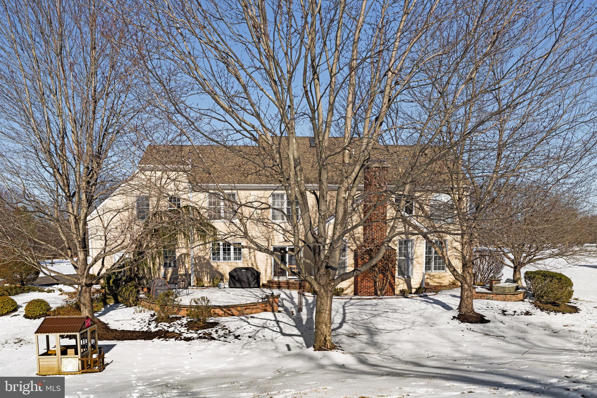 7 Valley View Dr