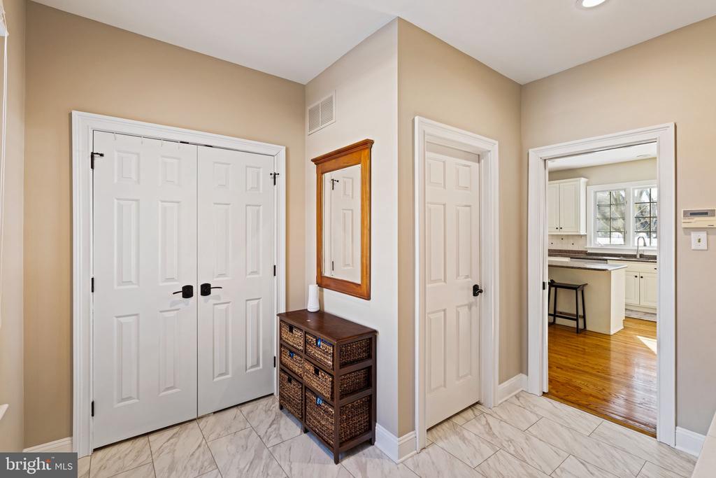 7 Valley View Dr