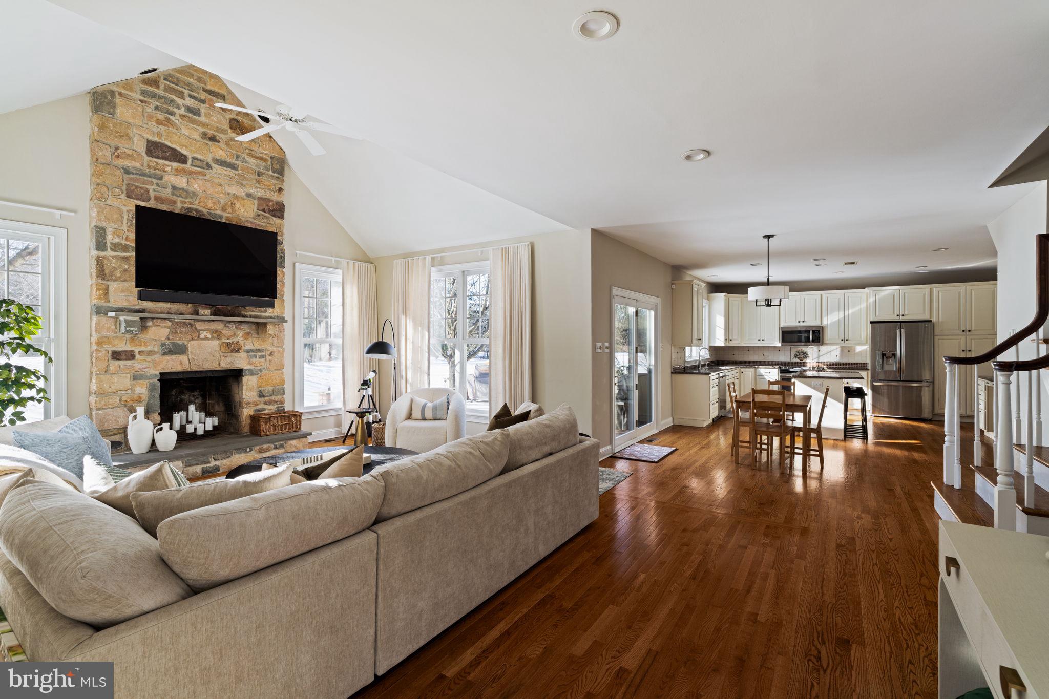 7 Valley View Dr