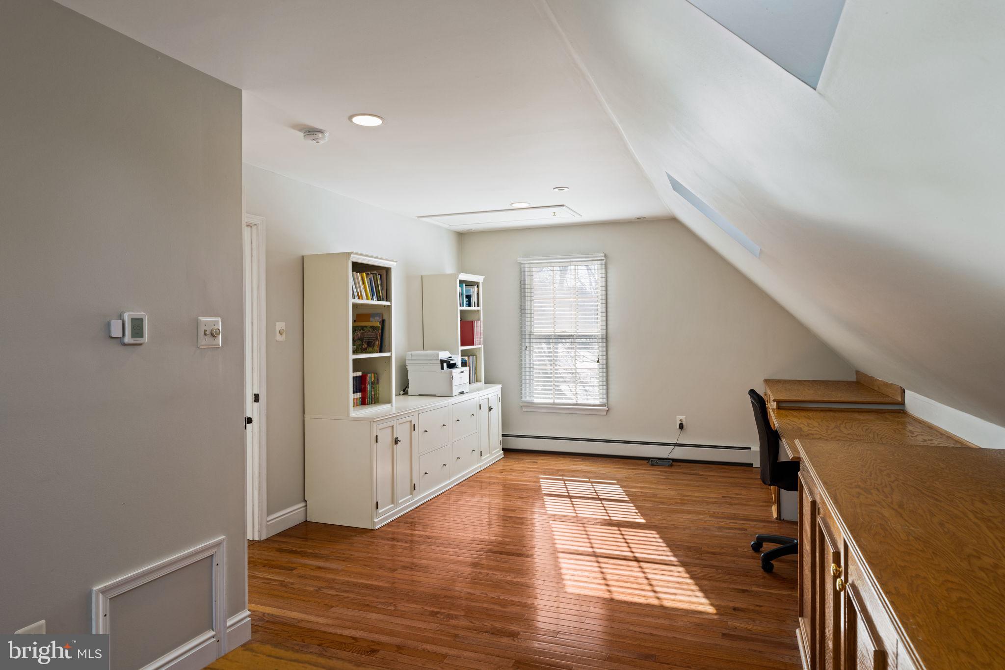 7 Valley View Dr