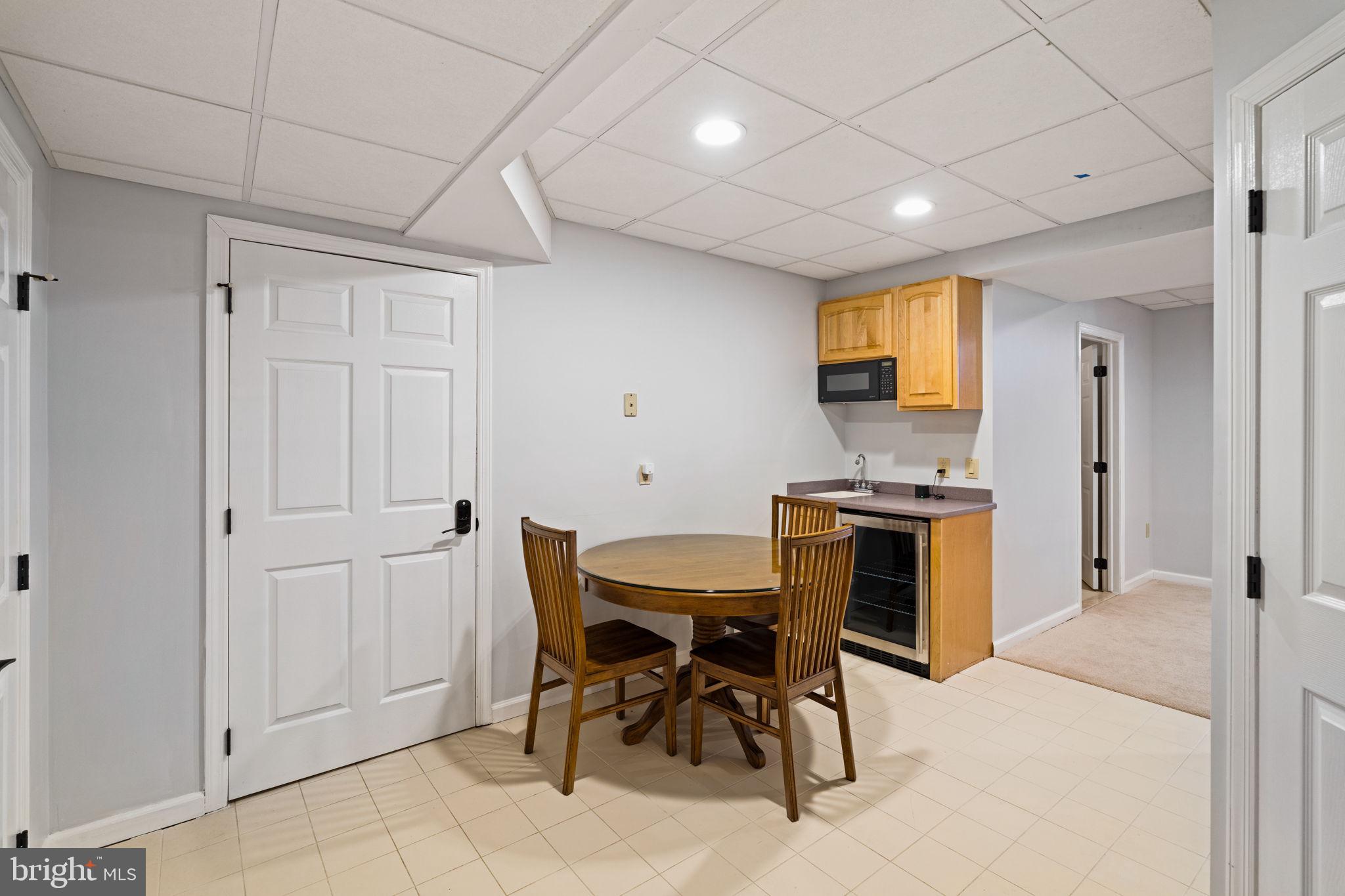 7 Valley View Dr