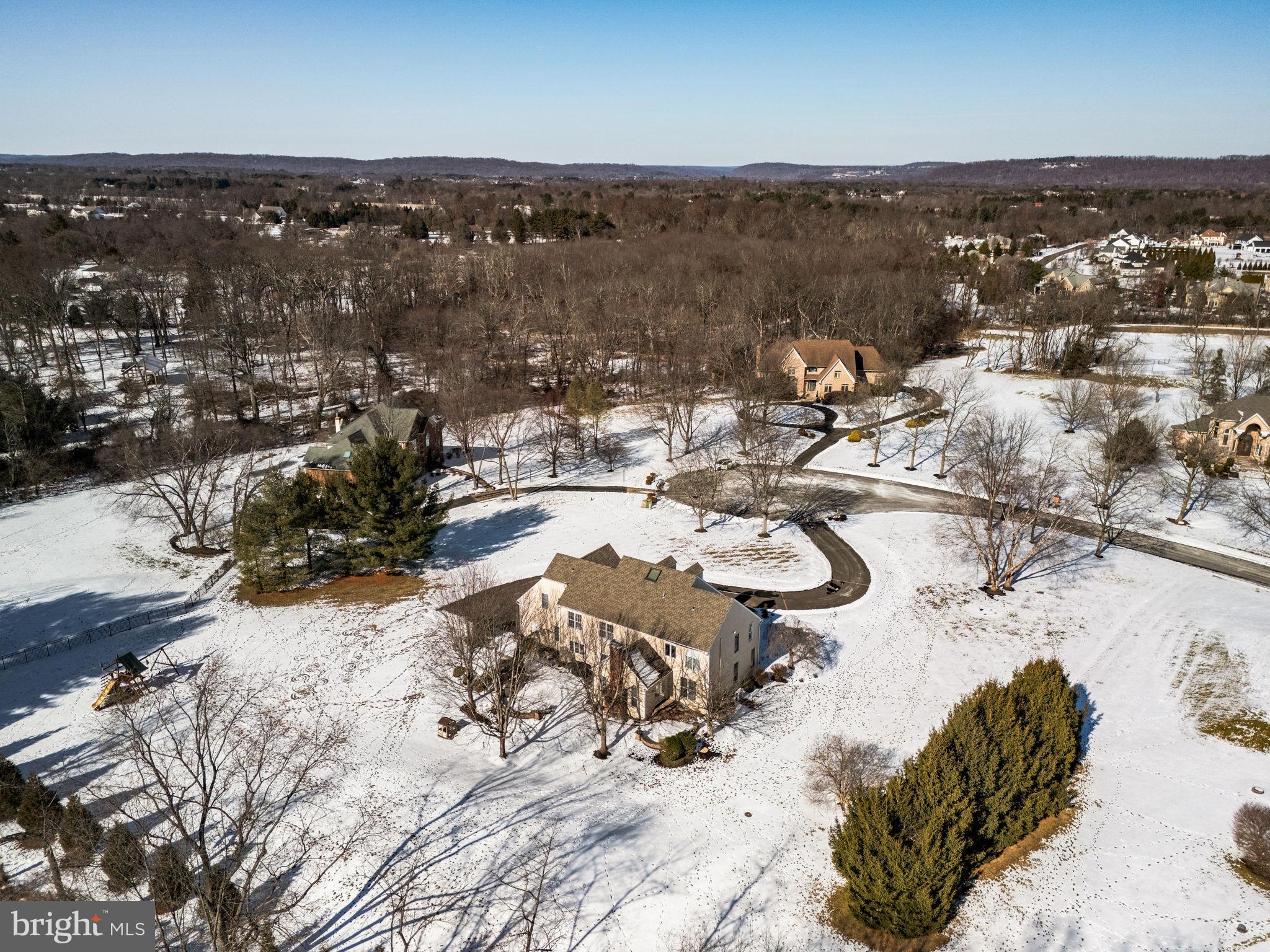 7 Valley View Dr
