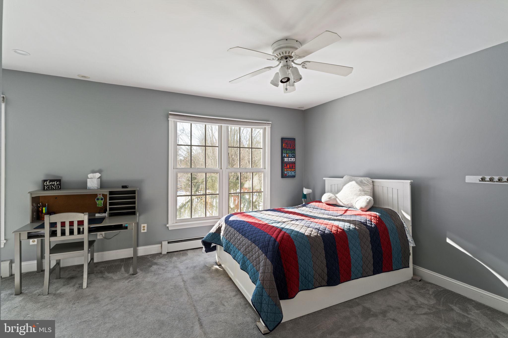 7 Valley View Dr