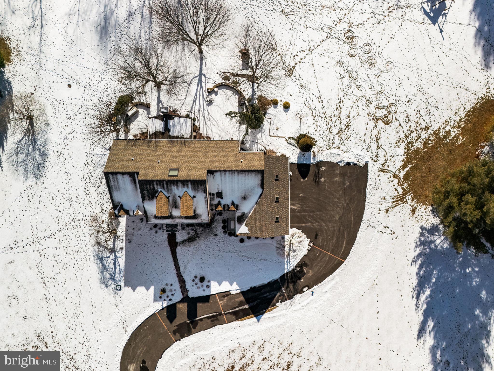 7 Valley View Dr