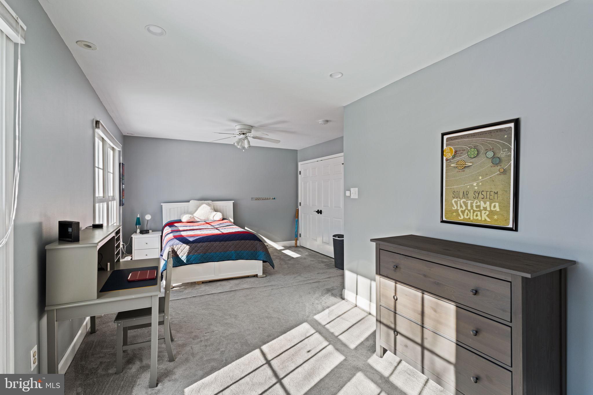 7 Valley View Dr