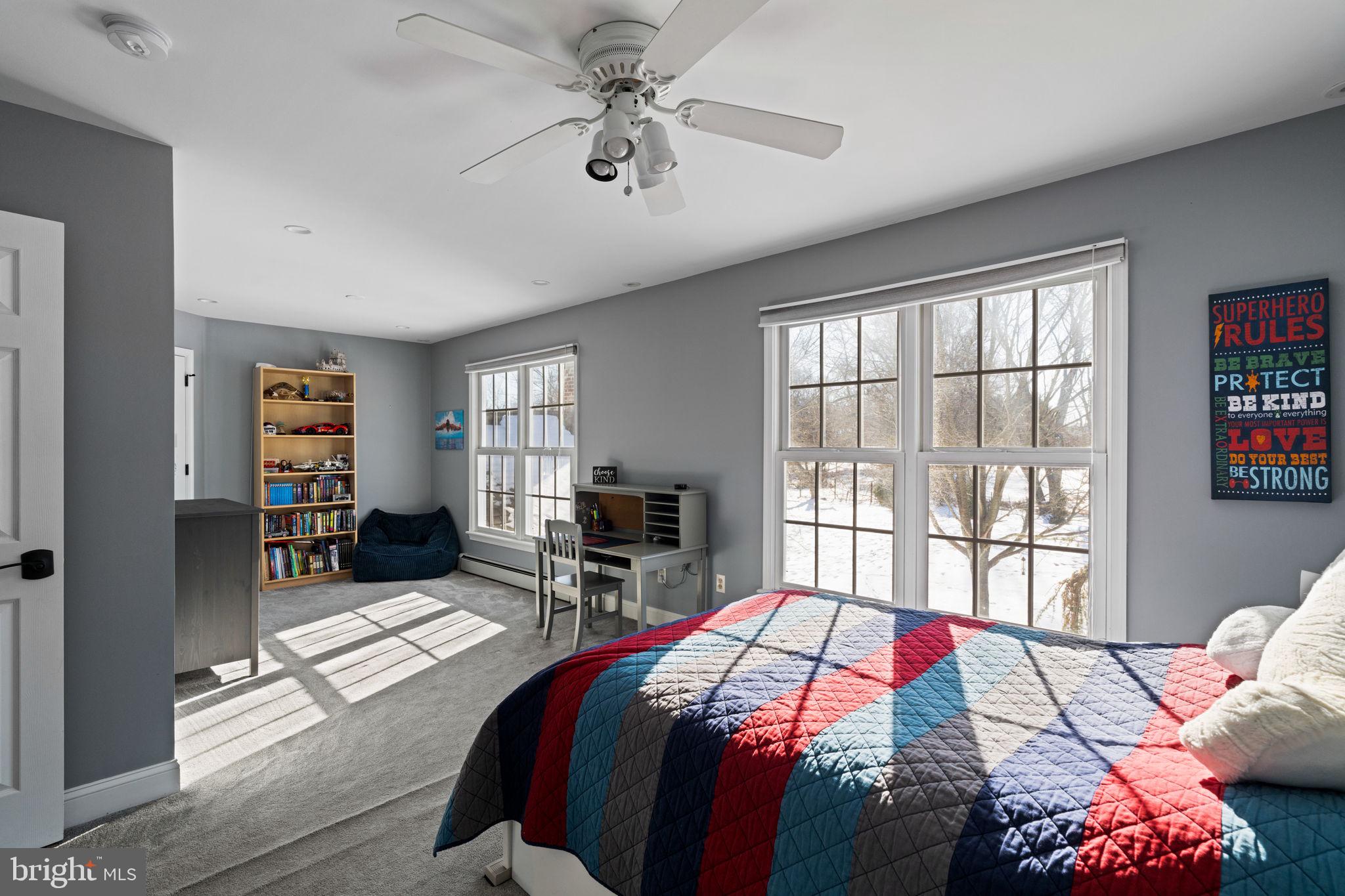7 Valley View Dr
