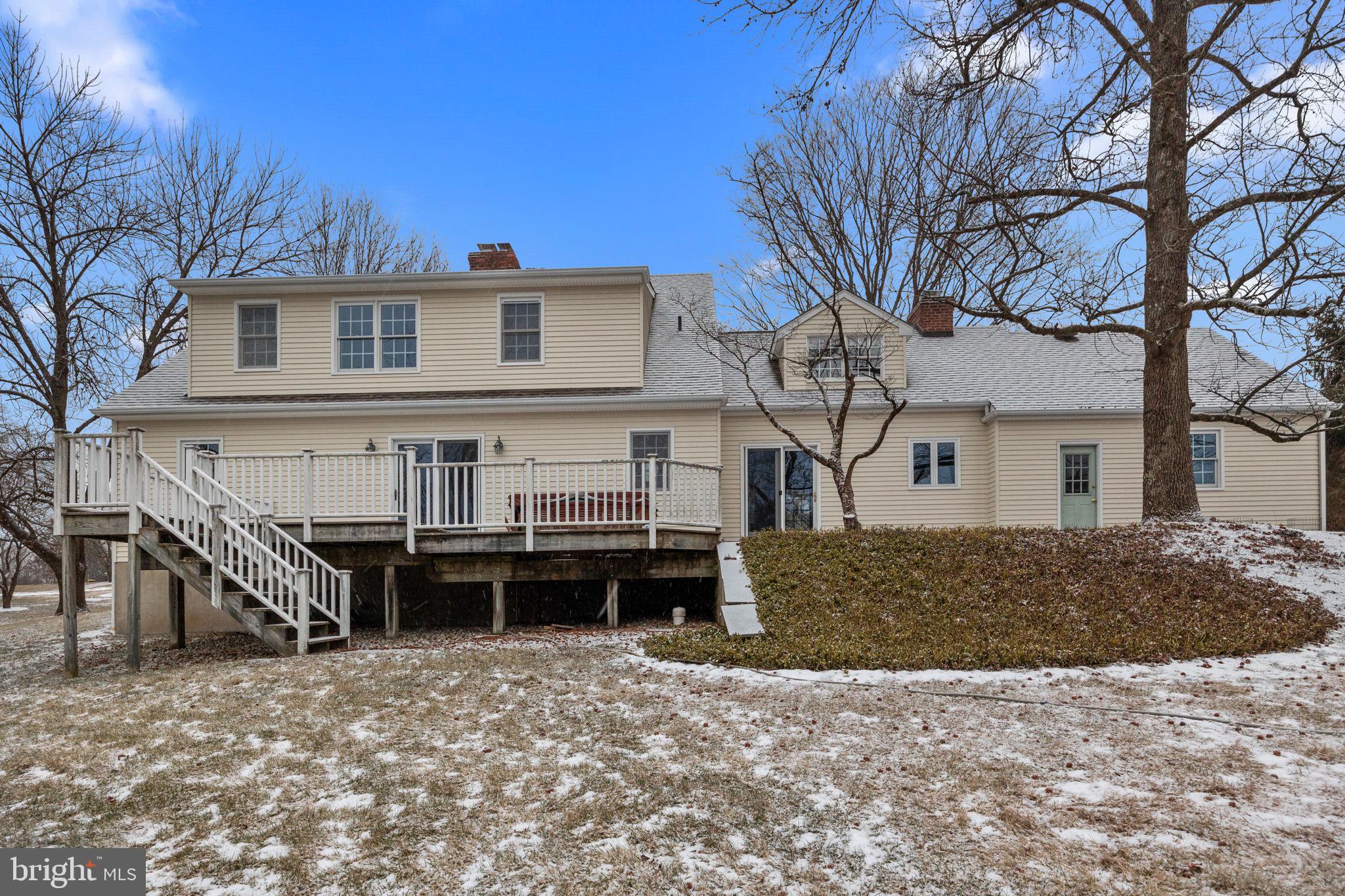 29 Hillside Ln