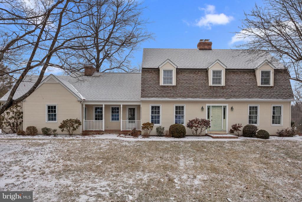 29 Hillside Ln