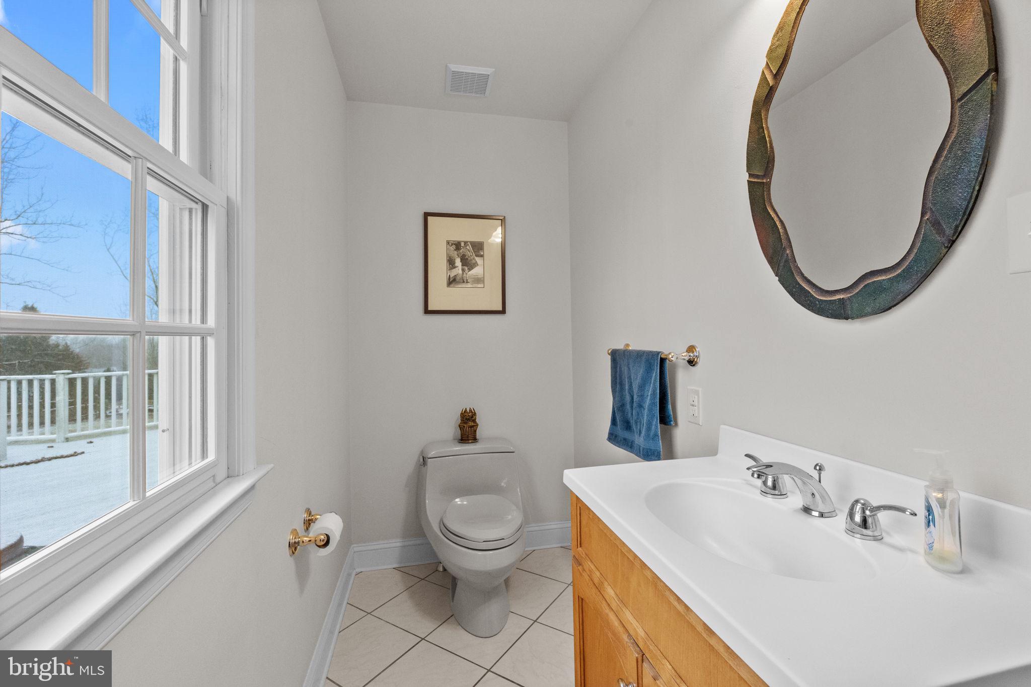 29 Hillside Ln