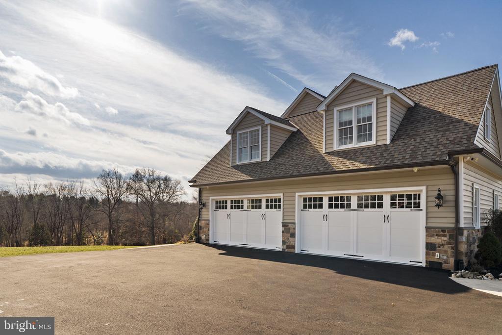 1406 Wrightstown Rd
