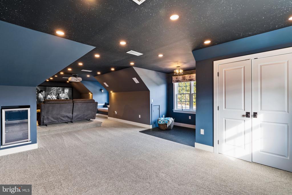 1406 Wrightstown Rd