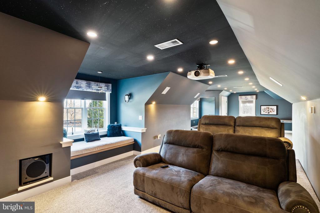 1406 Wrightstown Rd