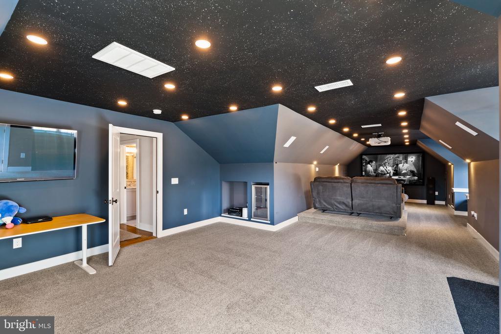 1406 Wrightstown Rd