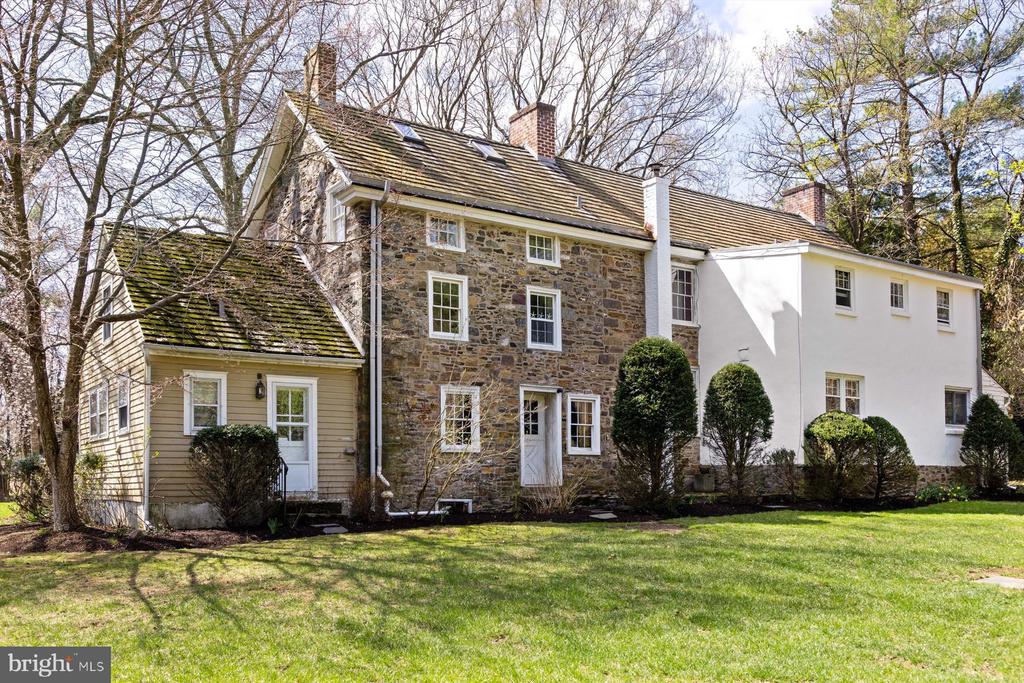 1566 WOODSIDE ROAD