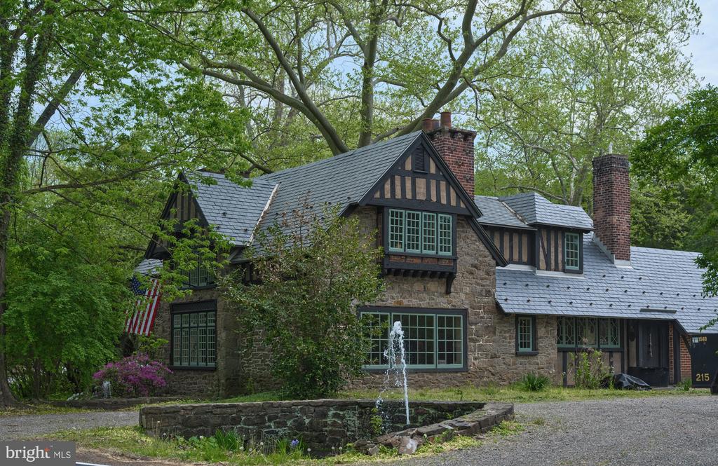 2610 River Rd