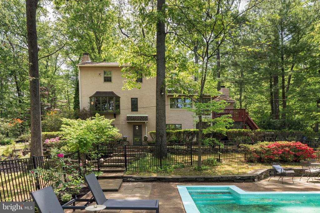 2667 Furlong Rd