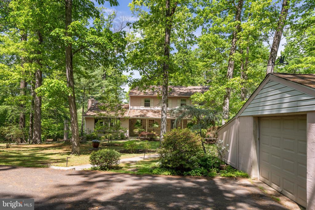 2667 Furlong Rd