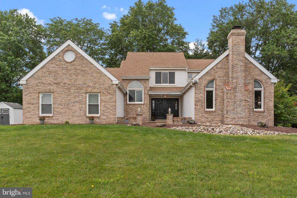 44 W Windrose Dr