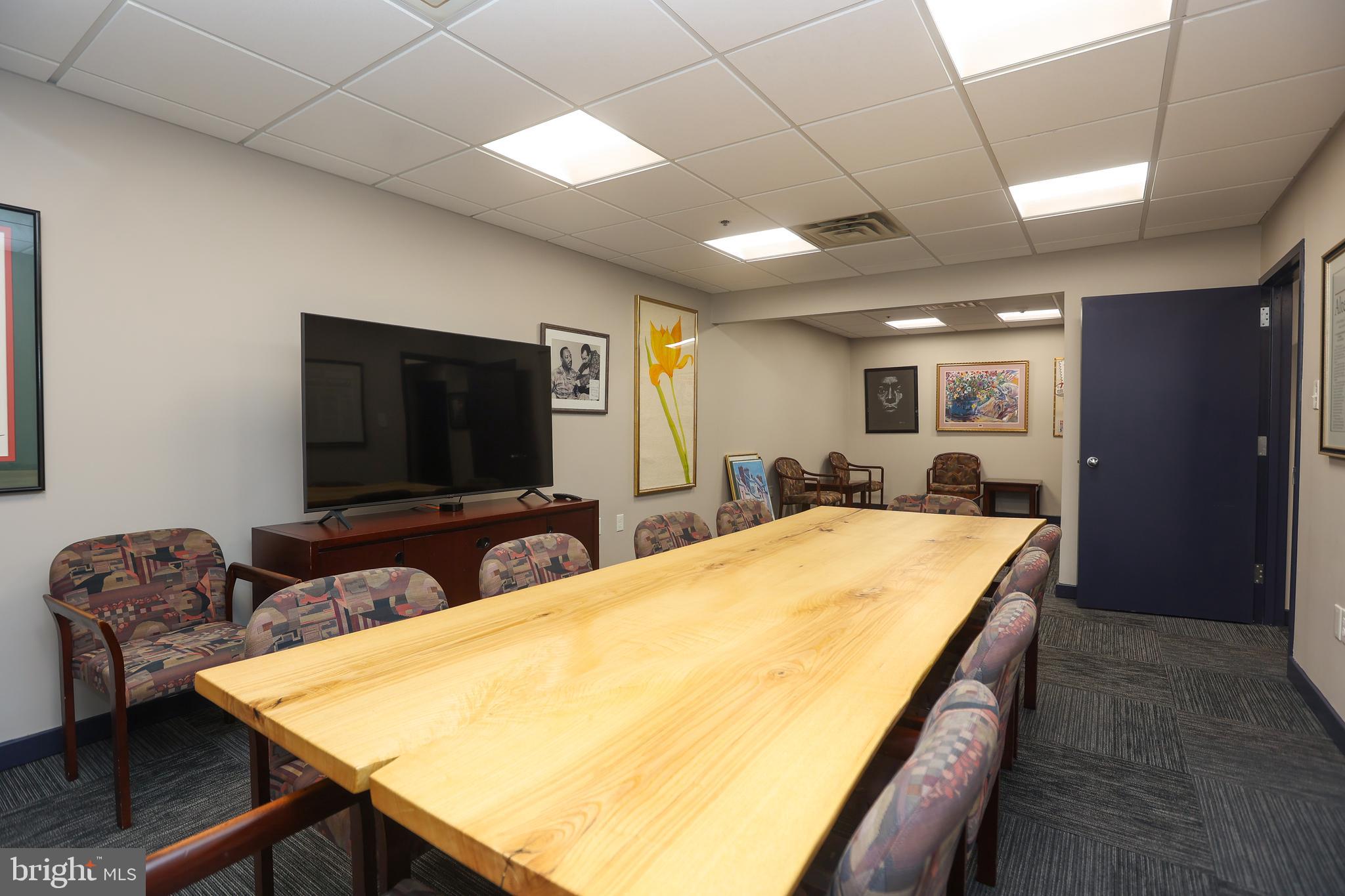 200 HIGHPOINT DRIVE 213