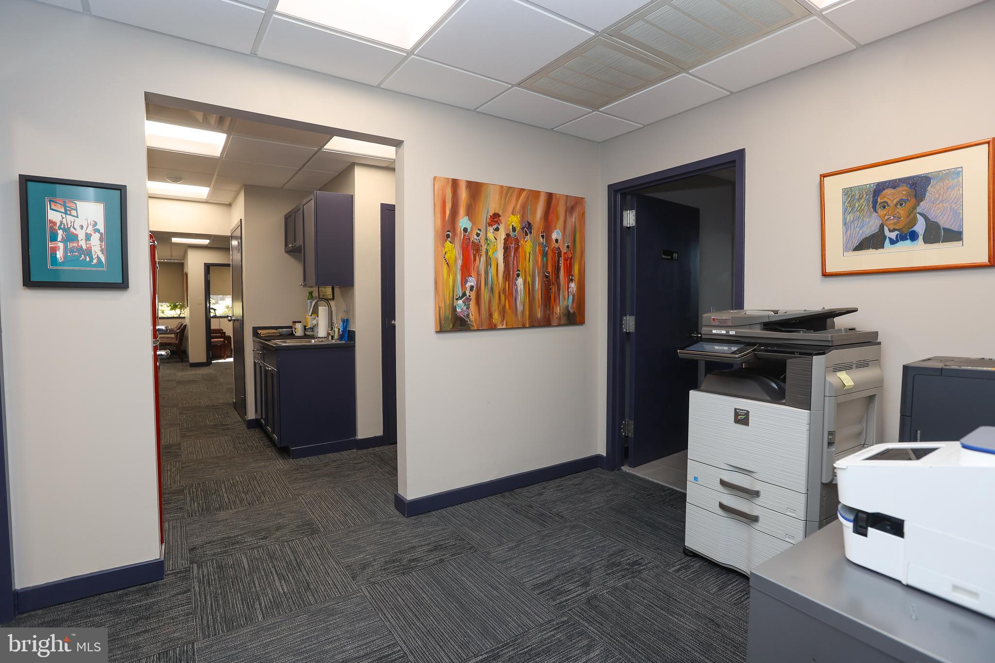 200 HIGHPOINT DRIVE 213