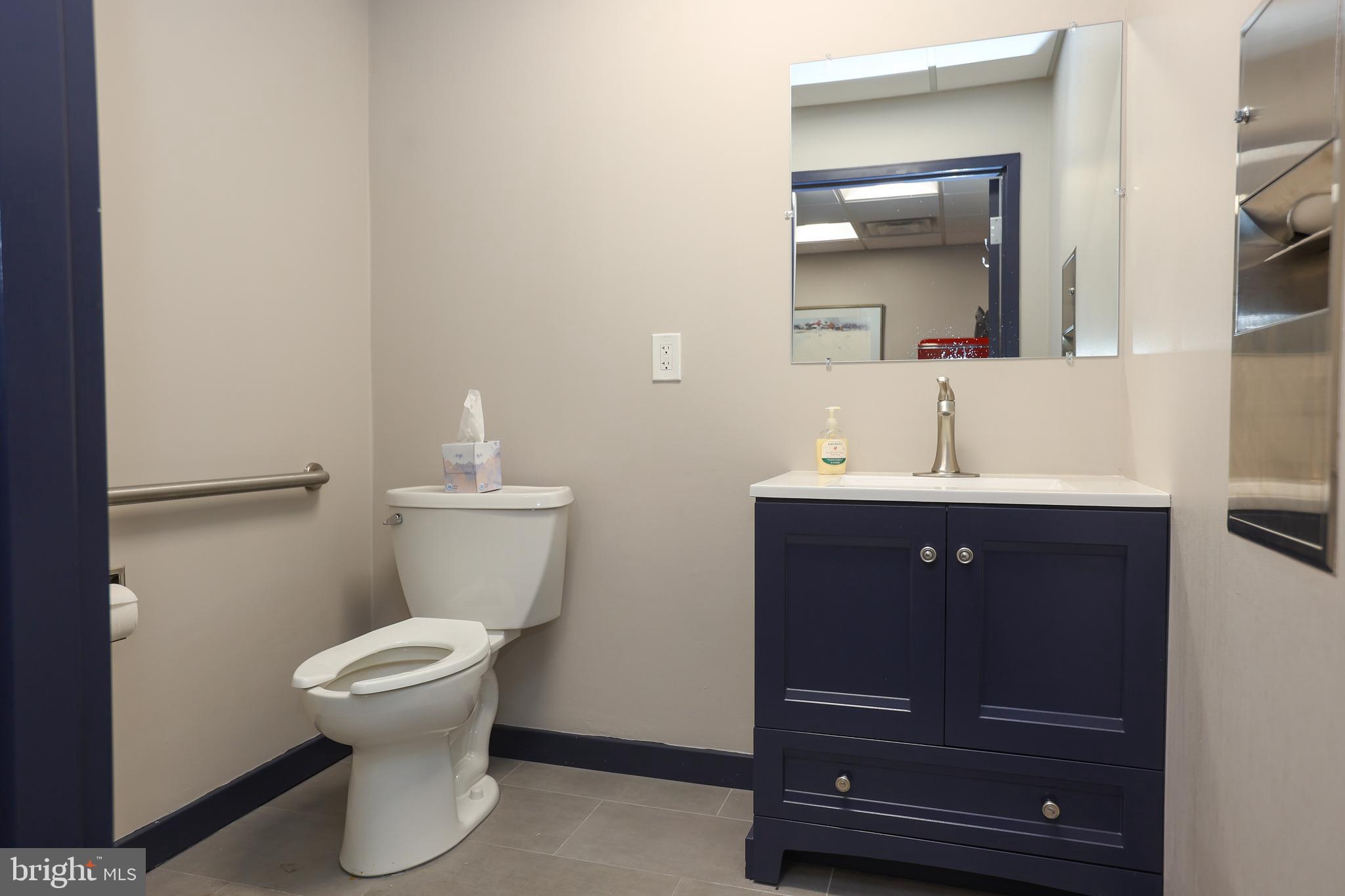 200 HIGHPOINT DRIVE 213