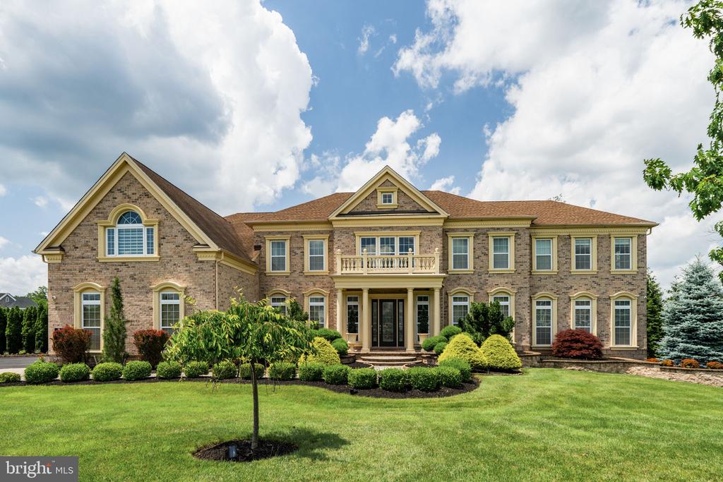 26 OXFORD DRIVE