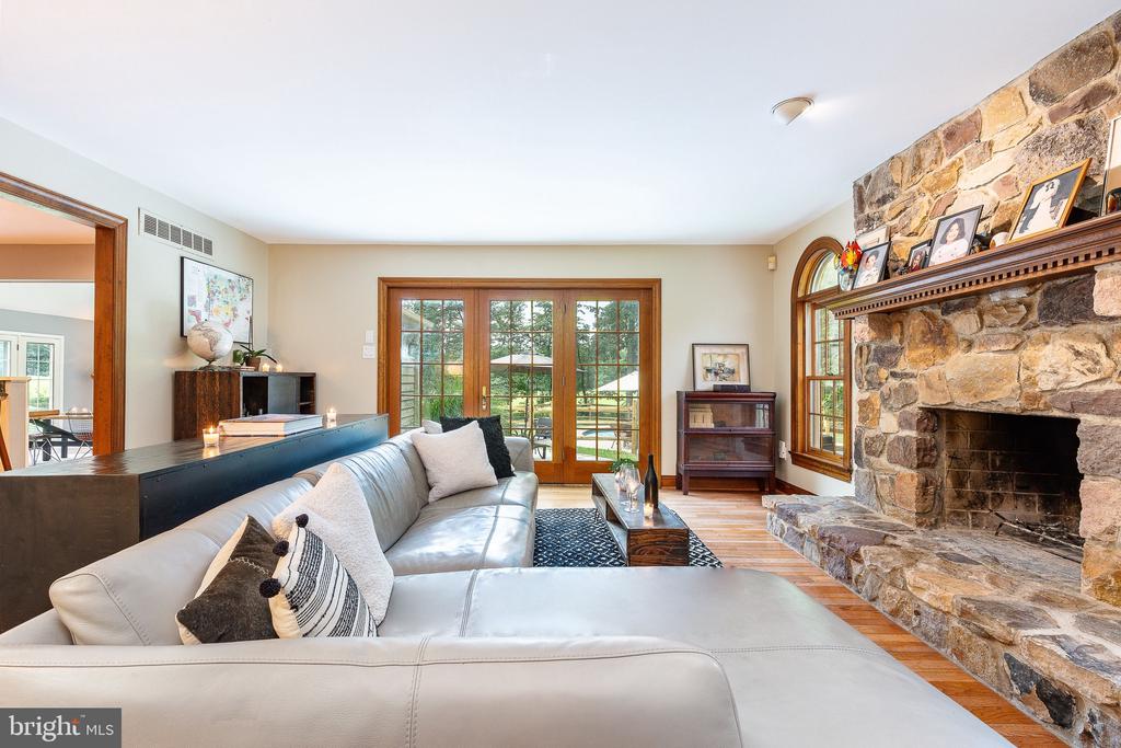 2959 Antler Dr