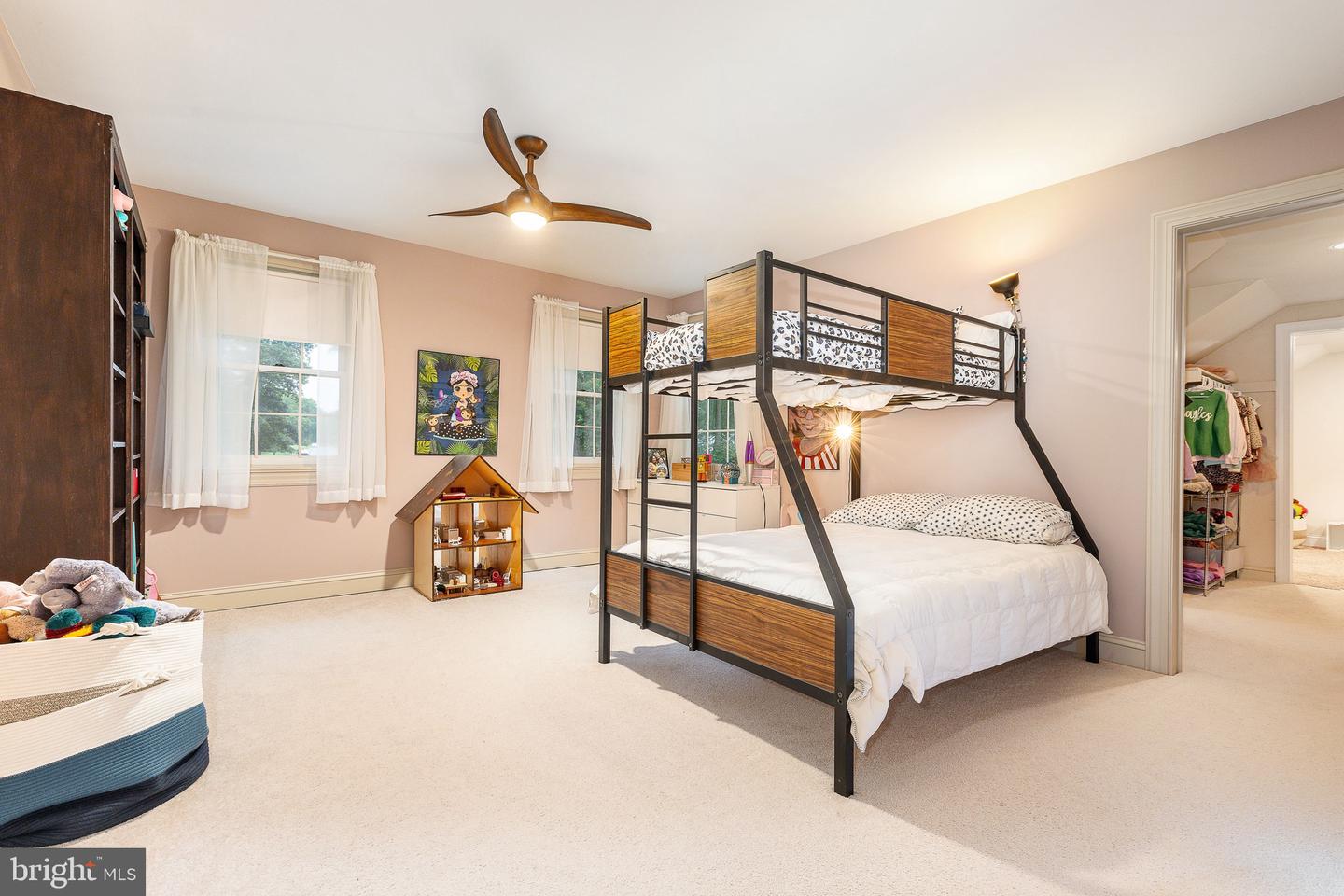 2959 Antler Dr