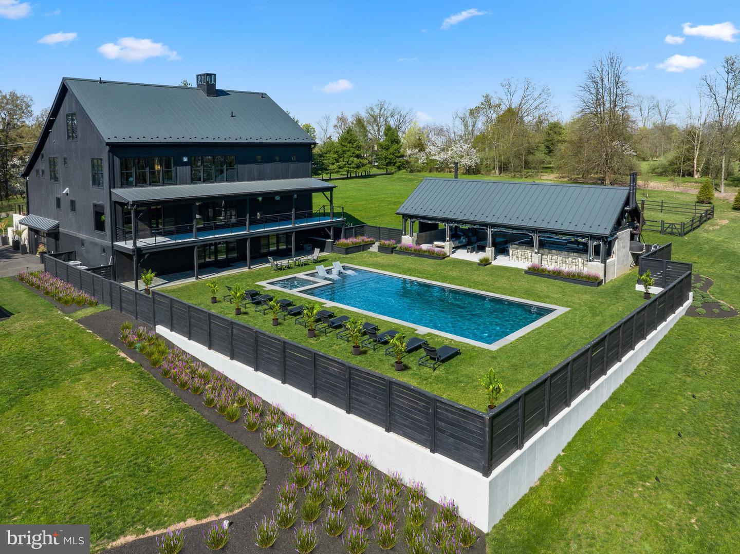 2169 Aquetong Rd