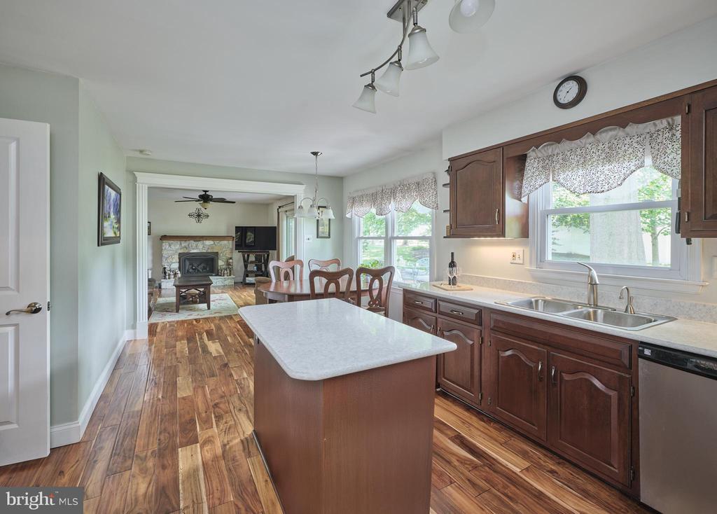 971 Weber Dr