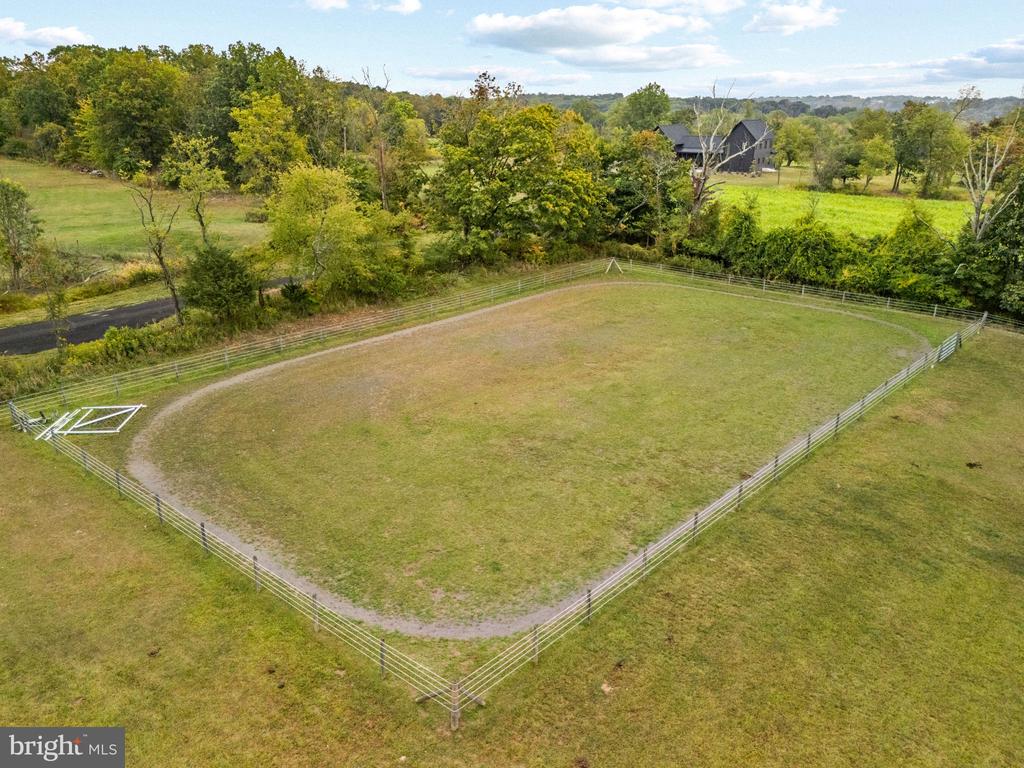 127 FAIRHILL SCHOOL ROAD