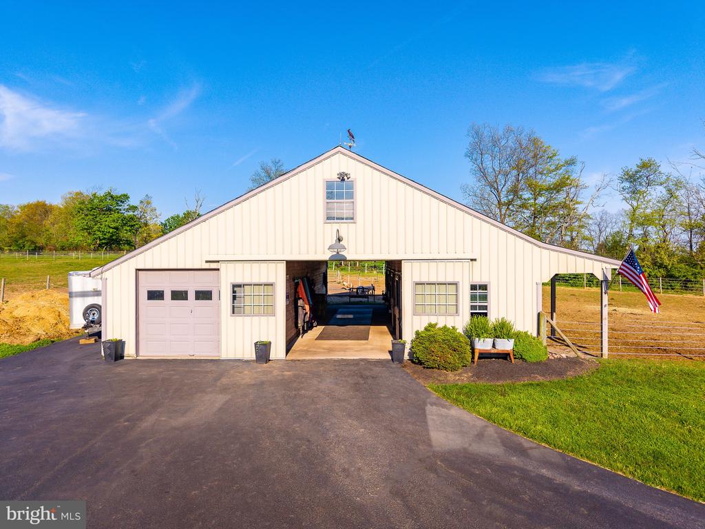 127 FAIRHILL SCHOOL ROAD